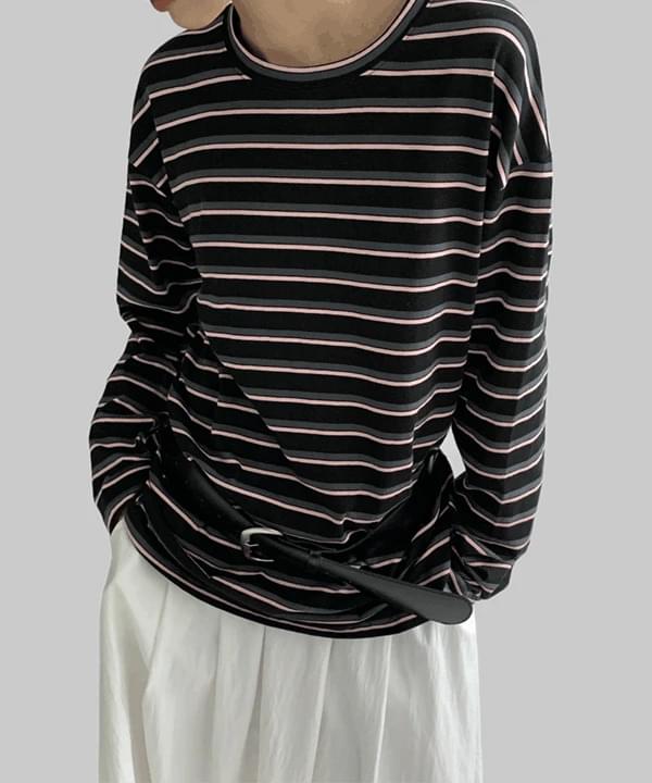 PINKA OVERFIT STRIPED LONG SLEEVE T-SHIRT