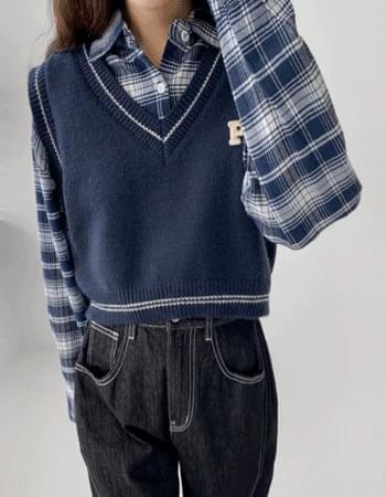 sweater-vest