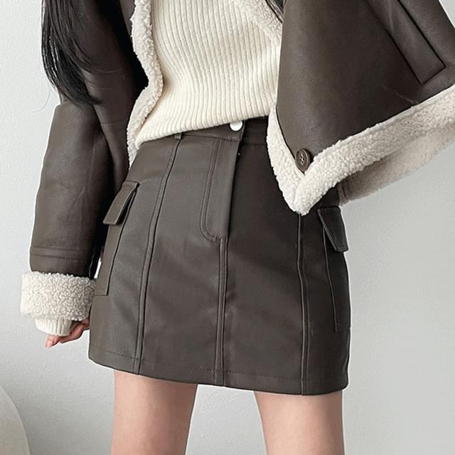 皮革拼接口袋短裙