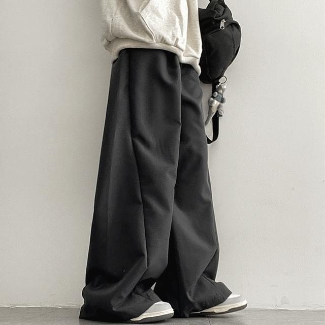 Split banding wide pants