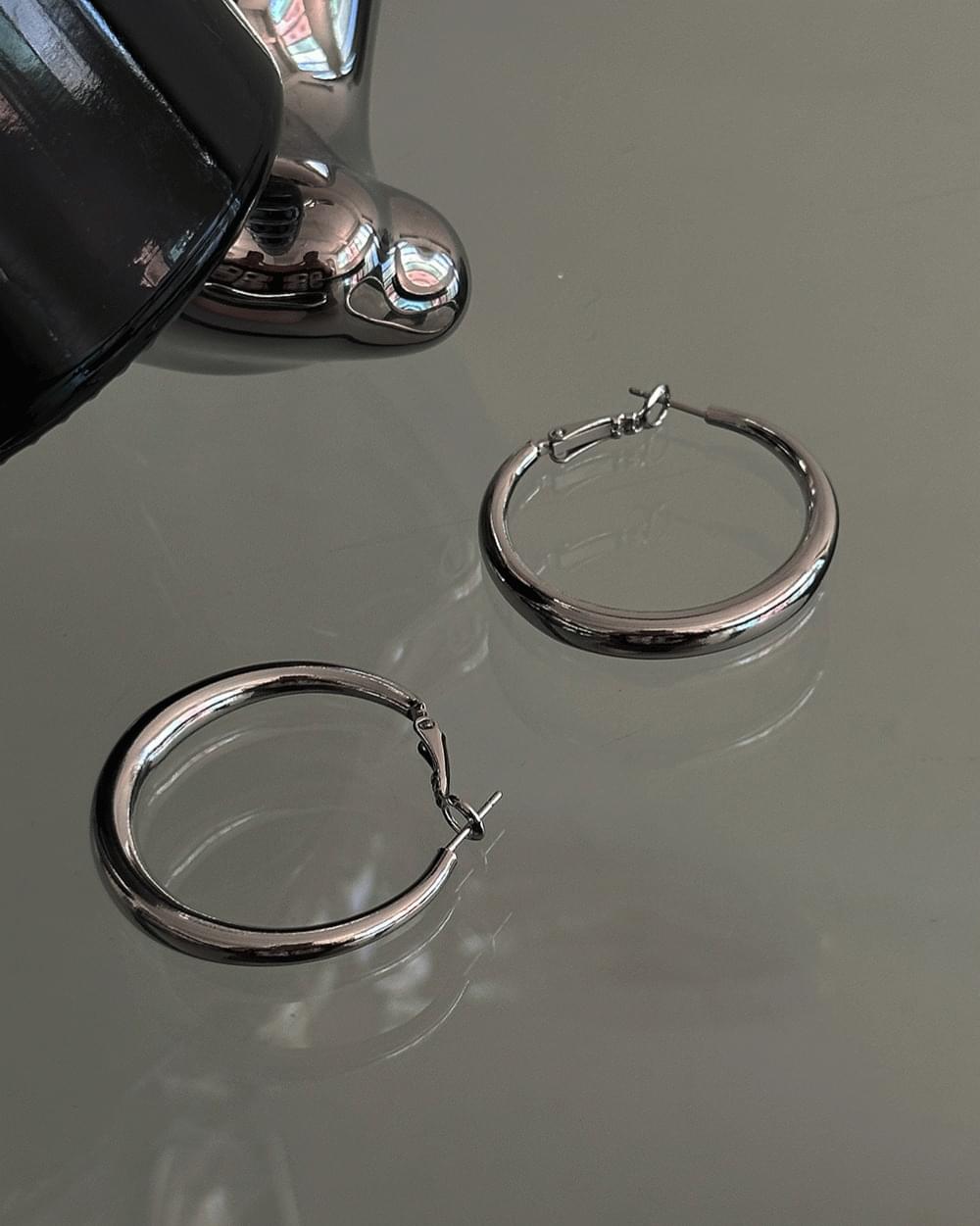 hoop-earrings