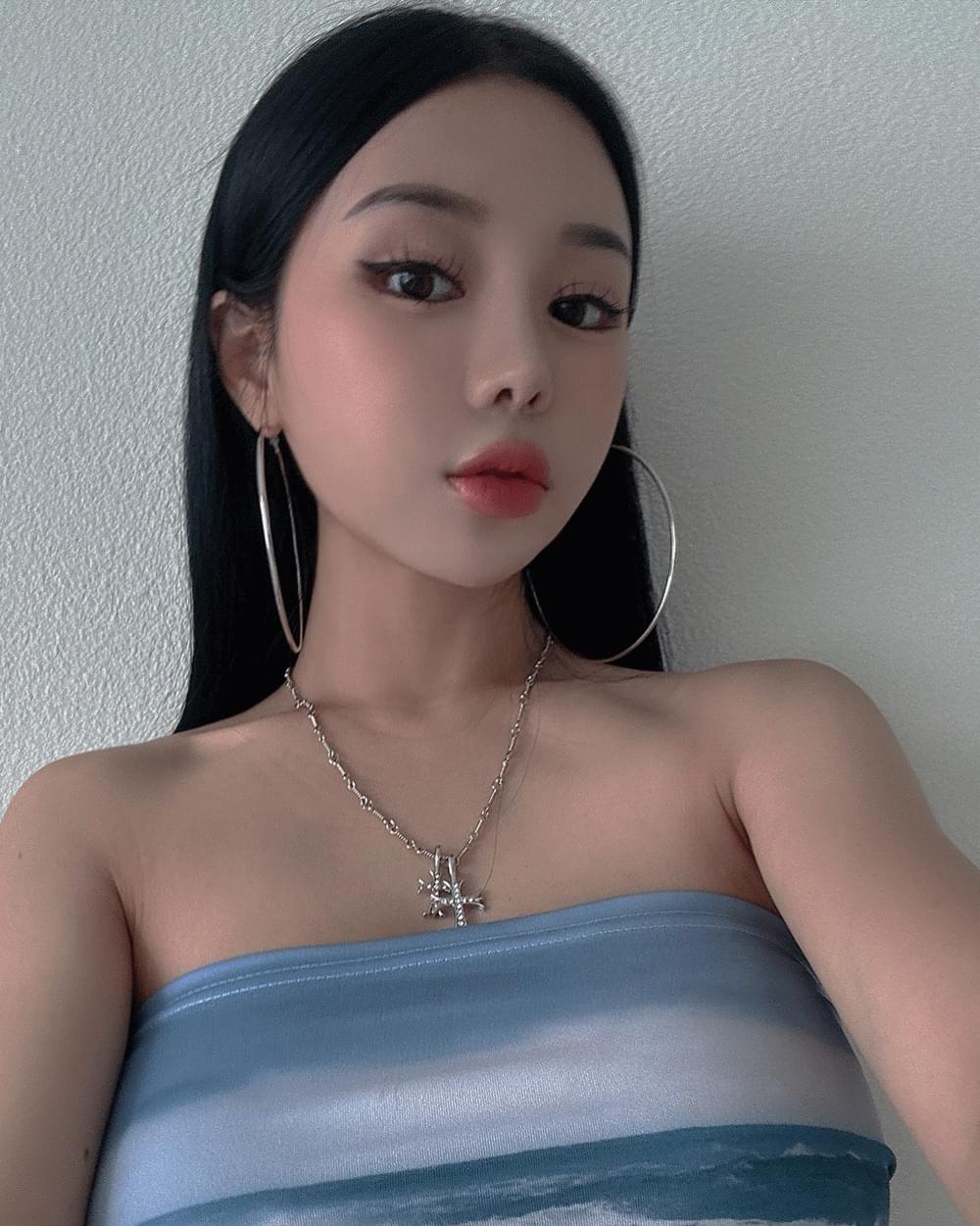 hoop-earrings