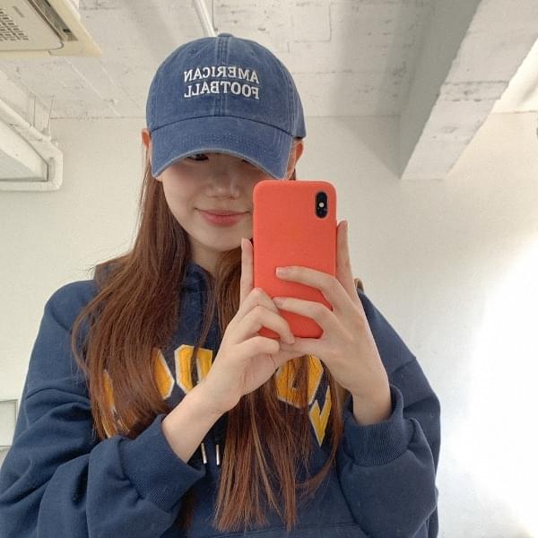 왈리즈 코튼 자수 볼캡