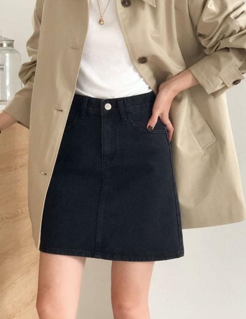 Simple mini denim skirt 裙子