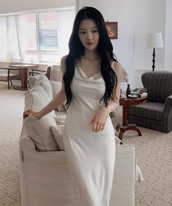 델리 새틴 원피스