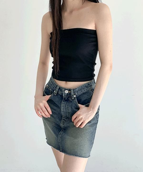 Simple tube top with built-in Karin cap