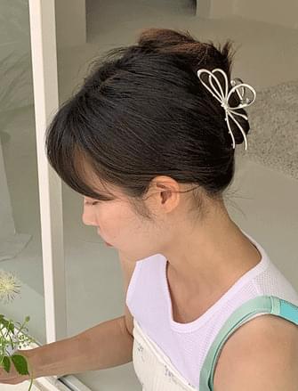 Hwai Metal Ribbon Hair Pins