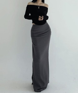 メイビースリムサイドトゥームシャーリングマキシロングスカート
