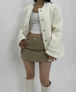 Dahlia Snap Guest Look Non-Collared Tweed Jacket