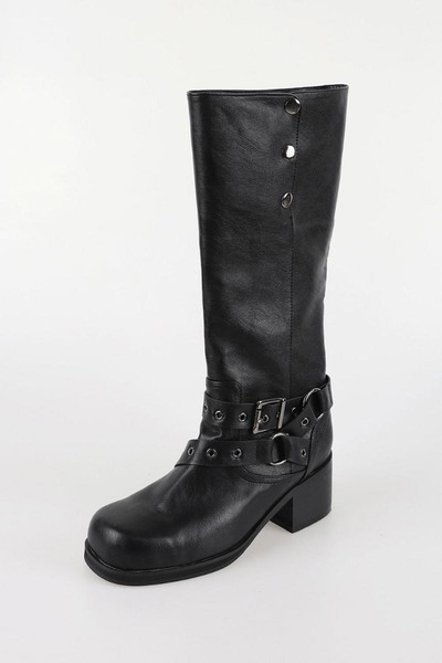 knee-high-boots