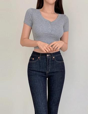 Coach Snap Button Crop Short Sleeve T-Shirt