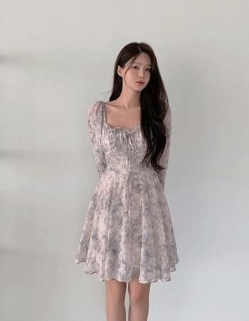 OL Goddess Fit Flower Ribbon Dress