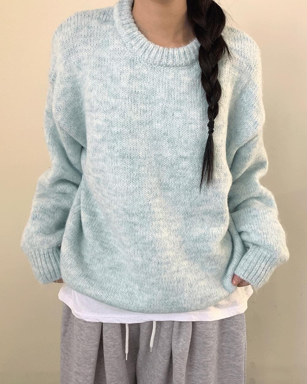 寬鬆剪裁圓領長版羊毛針織上衣