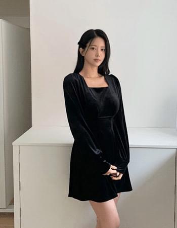 Mits Velvet Square Neck Flare Mini One Dress