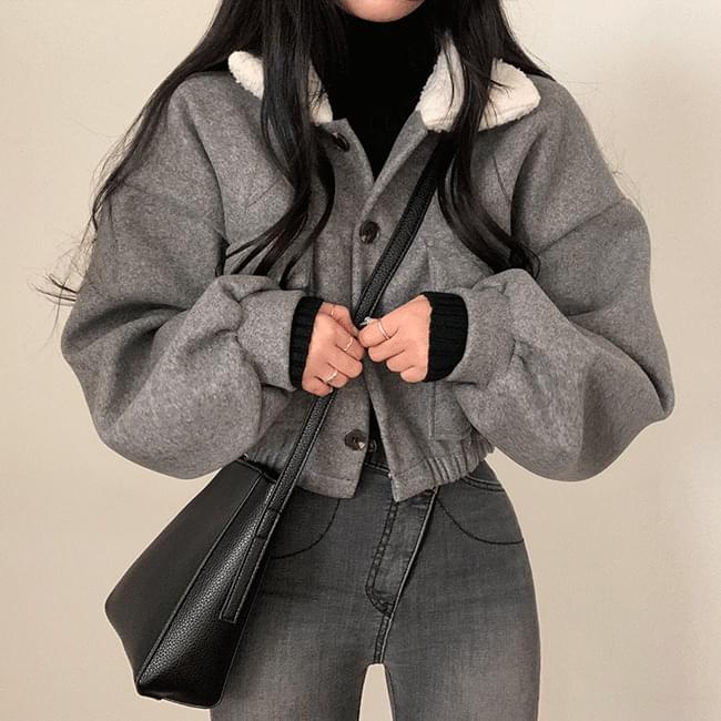 Cute fleece collar cropped jacket