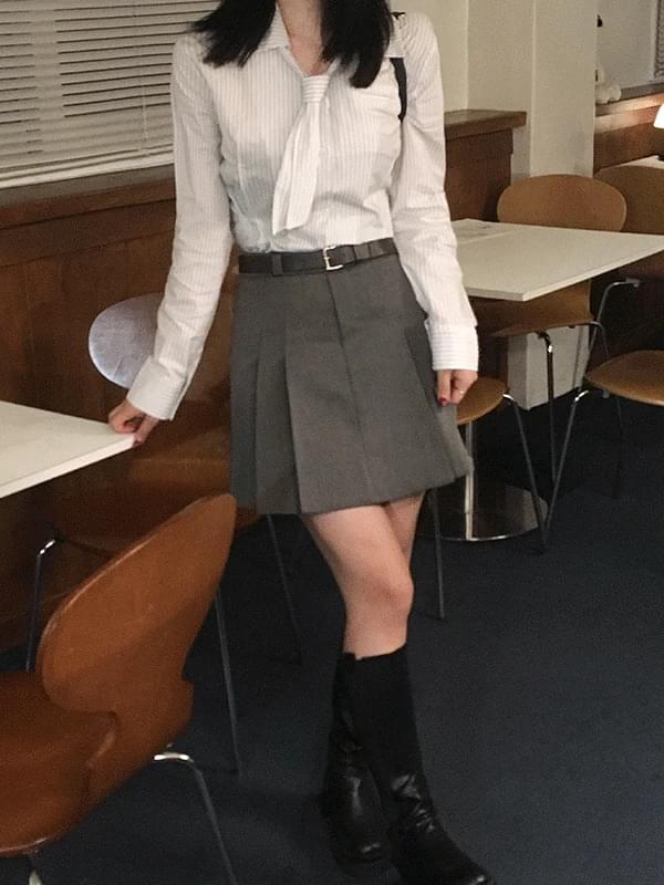 セントプリーツスカート