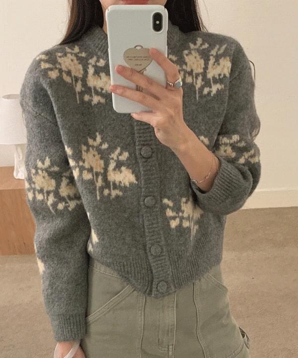 메리닌 플로럴 패턴 니트 가디건