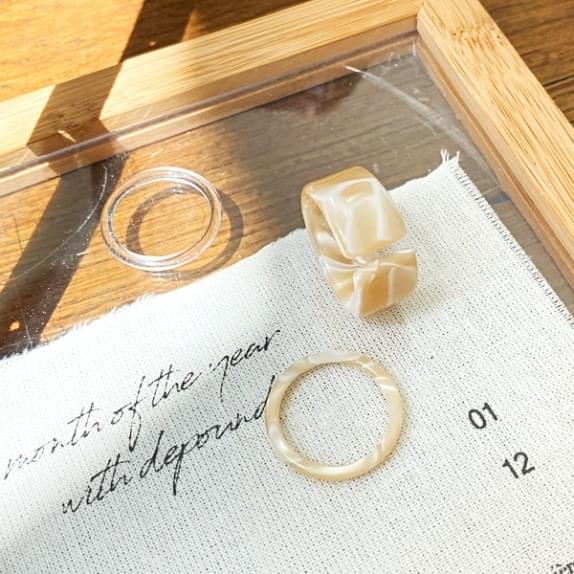 Duri Marble Ring Set