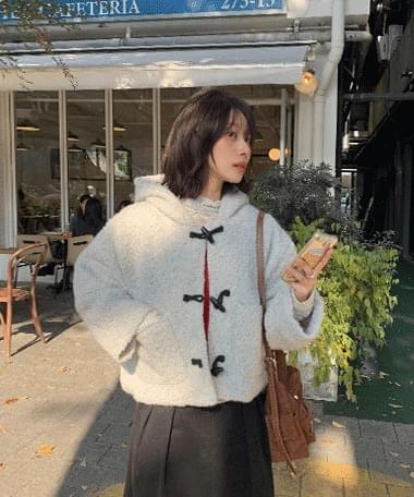 메리젠 떡볶이 부클 후드 자켓