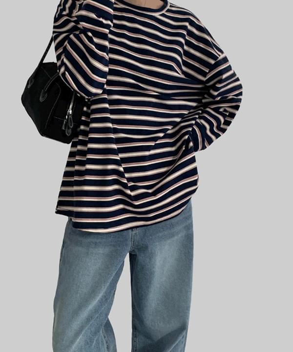 Random Stripe Overfit Cotton Long Sleeve T-Shirt