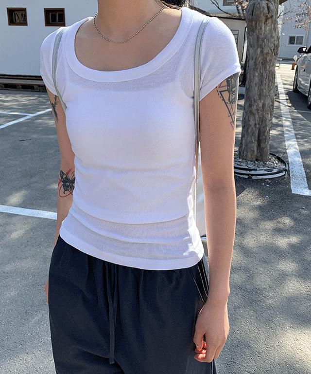 Novice Deep U Neck Slim Ribbed Short Sleeve T-Shirt 短袖上衣