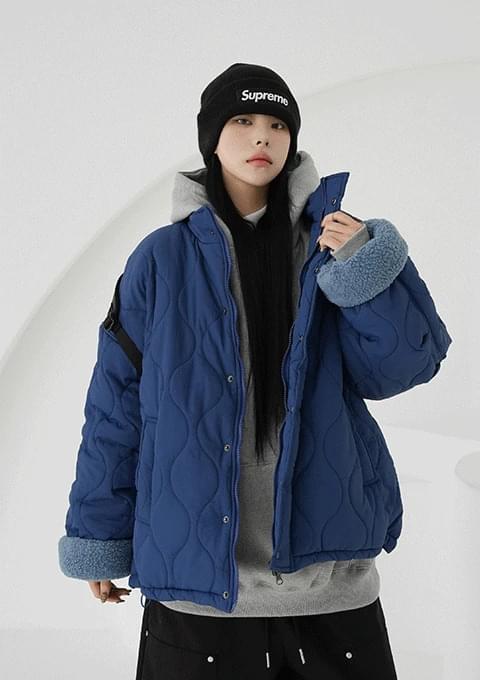 ダウンジャケット