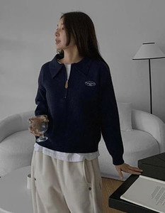 Half-zip Dot Collar Knitwear