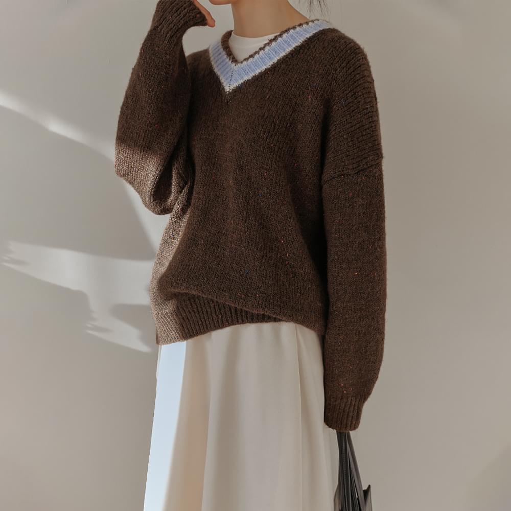 Demilan Thick Loose Bocashi Coloring V Neck Knit