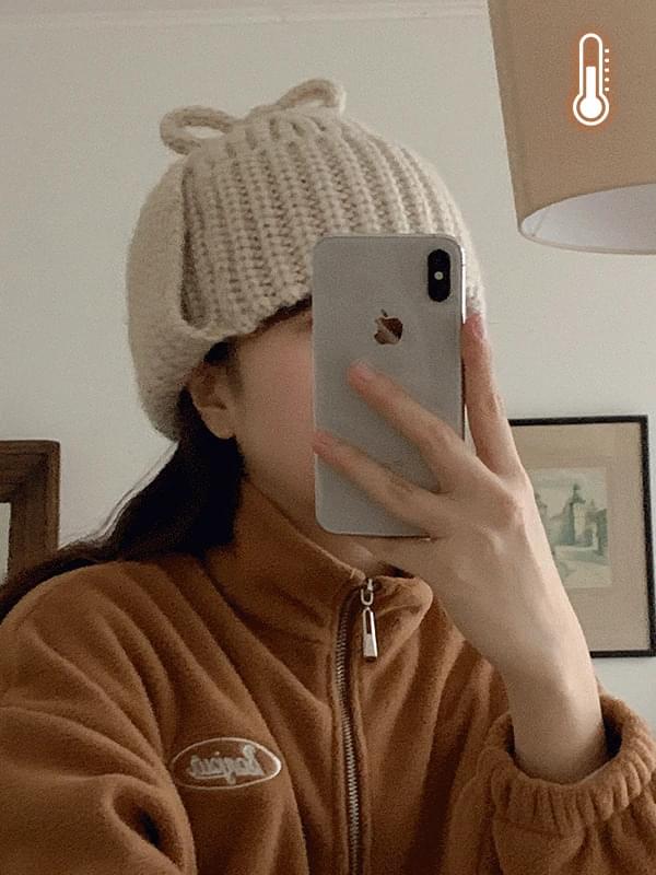 Knitwear Earring Beanie