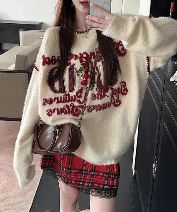 Monet Lettering Loose-fit Knitwear 