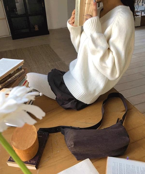 Lintiz Suede Strap Hobo Bag