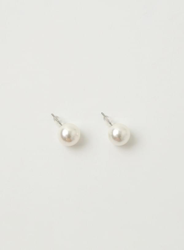 pearl earring set