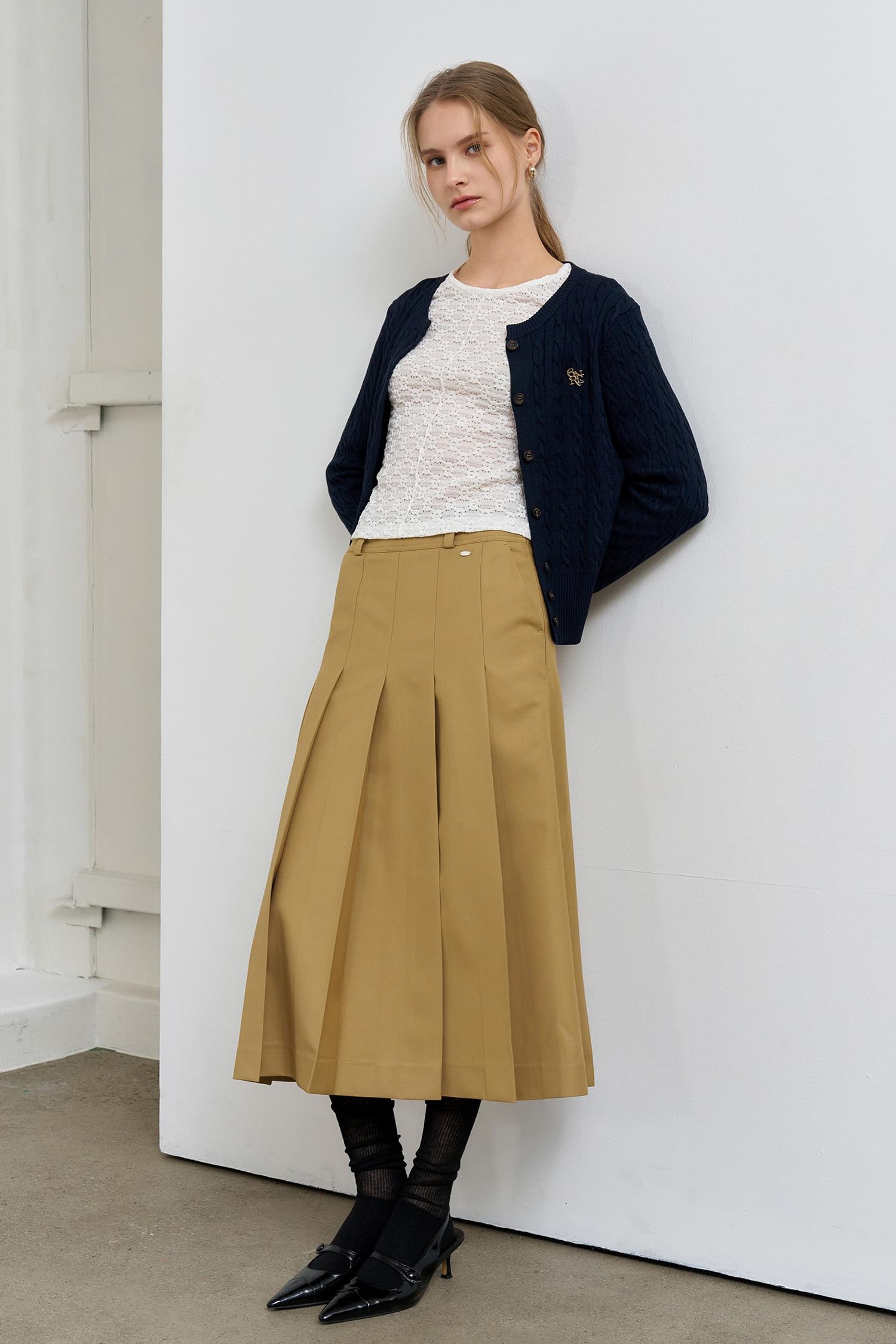 WOMAN Bold Pleated Long Skirt