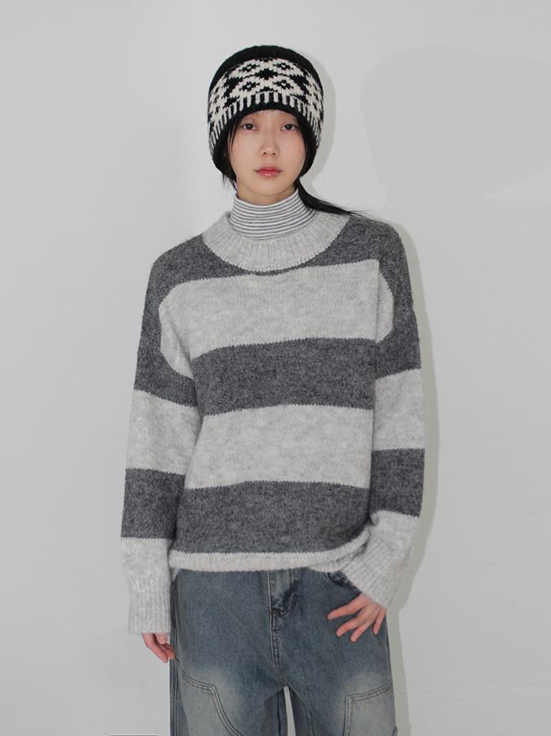 BOLD STRIPE OVER KNIT