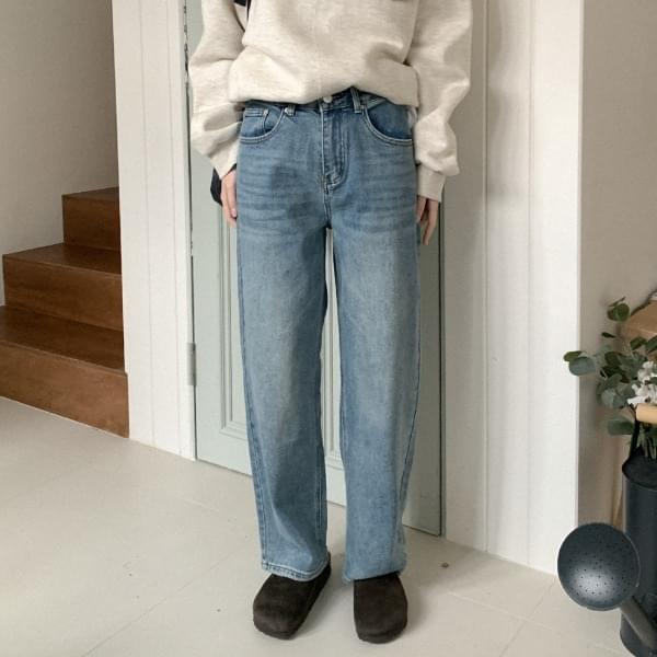Amain one-piece denim pants