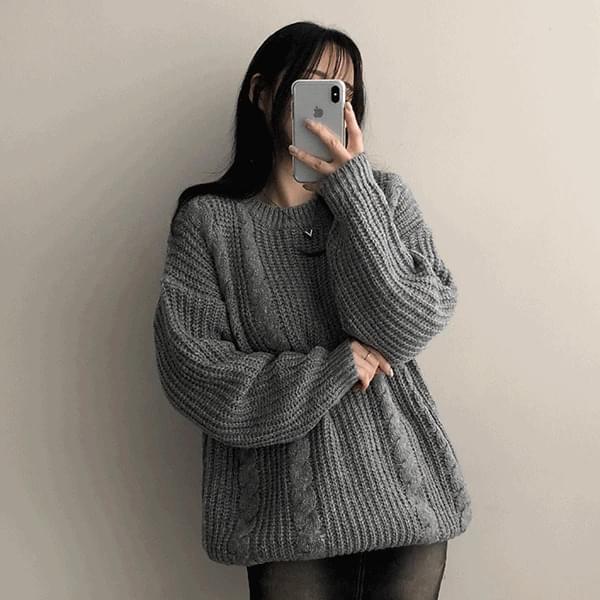 Mocha Twisted Round Neck Knitwear 