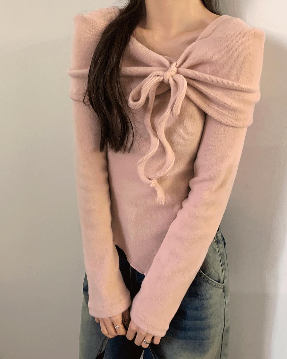 Sandy Ribbon Shirring Slim Fit Off Shoulder Knitwear T-Shirt