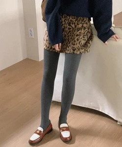 Rontai Wool Leopard Mini Skirt