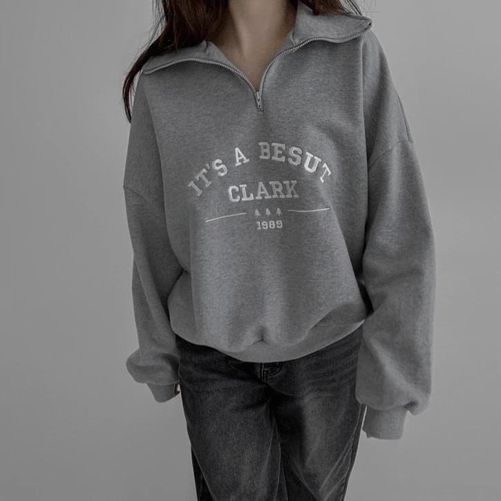 Itzbanjipup embroidery man to Sweatshirt