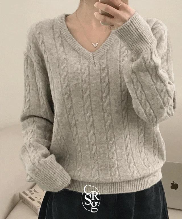 Abanghan Twisted V-Neck Knitwear 