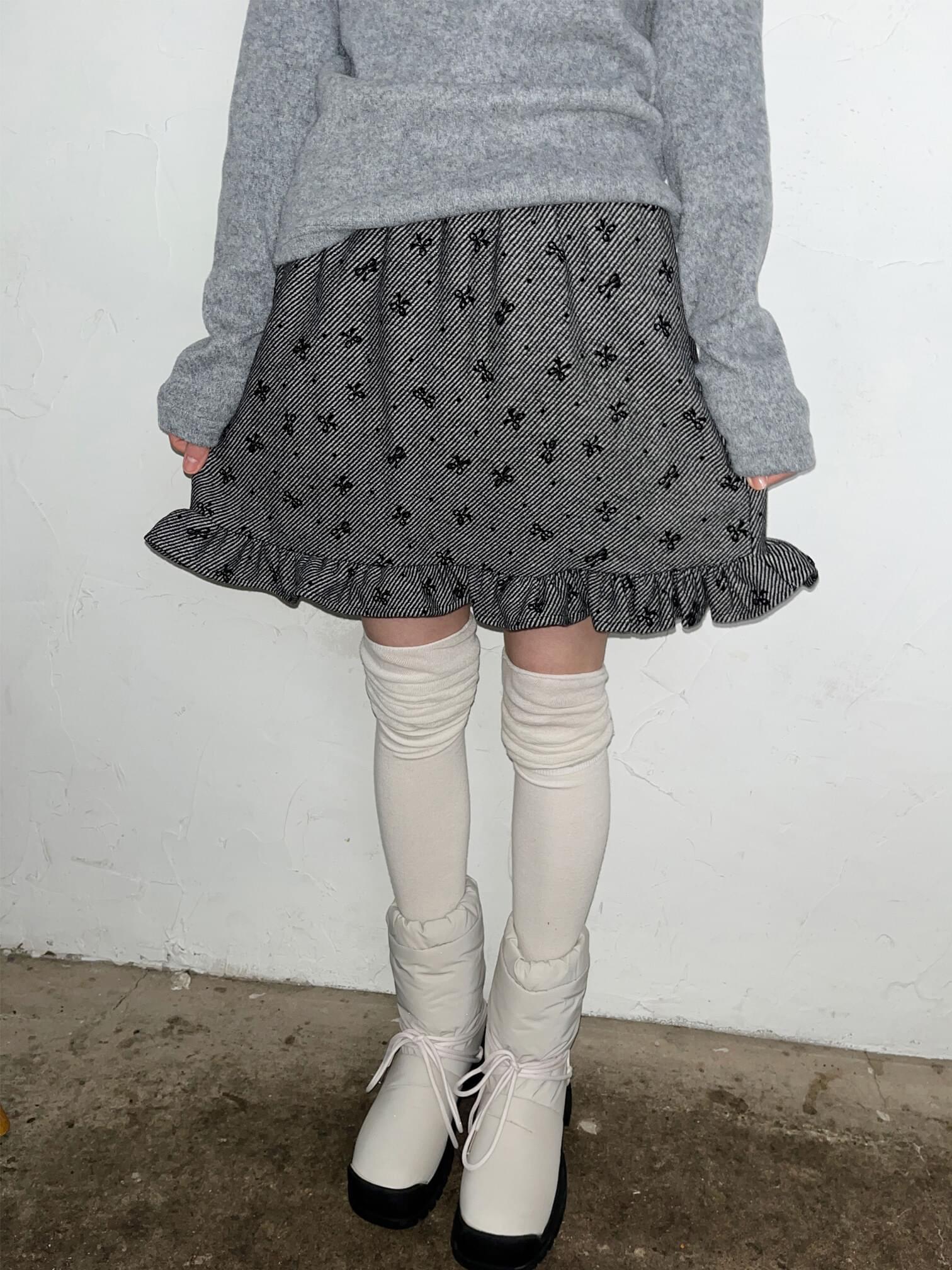 Petite Ribbon Frill Wool SK (Ships Today)