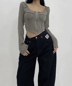 Jess Daily Split Square Neck Crop Hoodie