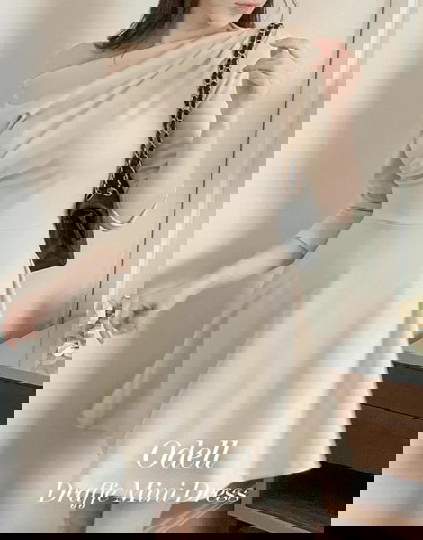 露肩洋裝