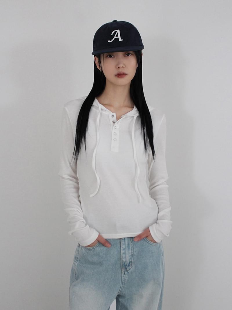 GOLGI SNAP BUTTON HOOD T