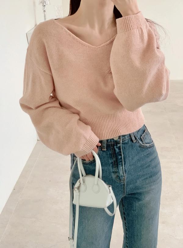Ecru Crop V Knitwear