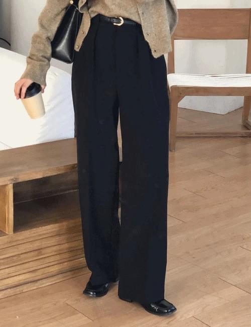 Muir Two Pintuck Slacks