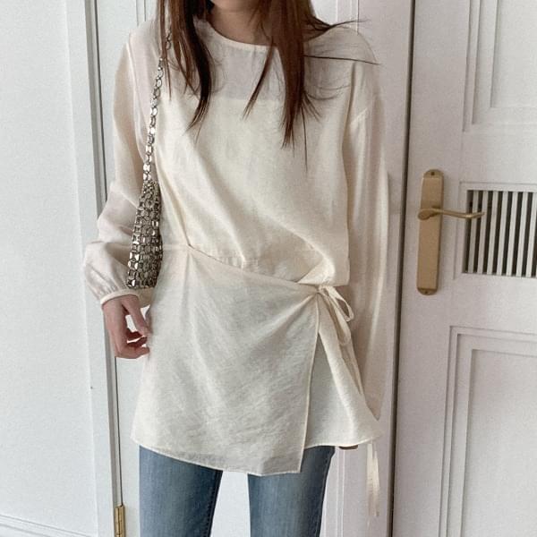 Orey wrap blouse