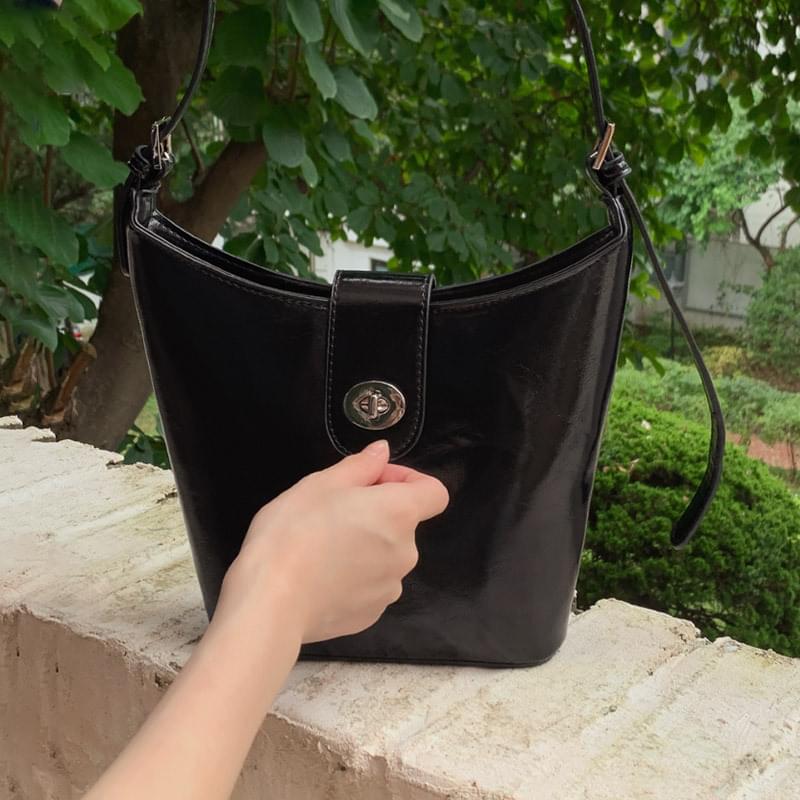 Karina Square Shoulder Bag