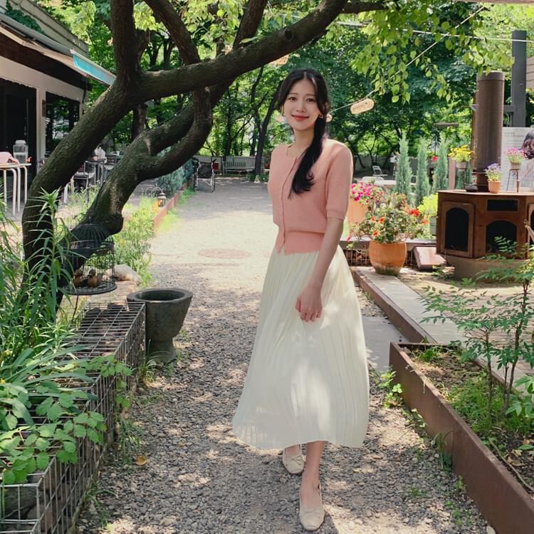 【BAON】Etty Peach Fuzz Banding Pleated Midi Skirt gjw2427031_mul_1.jpg?quality=