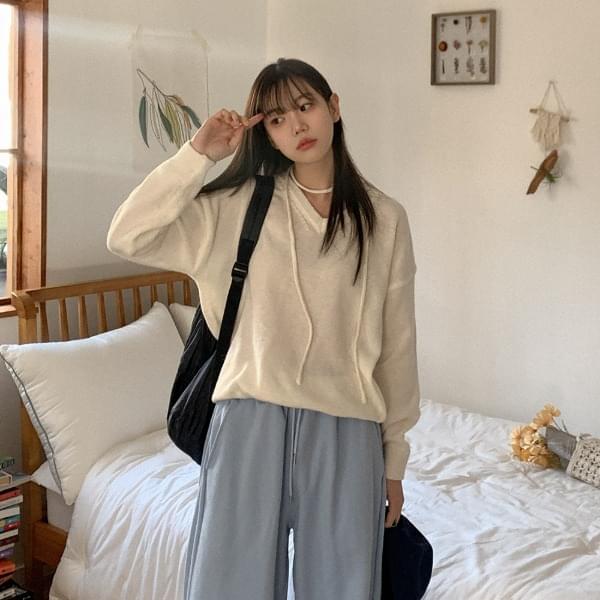 Peso Choker V-Neck Knitwear 